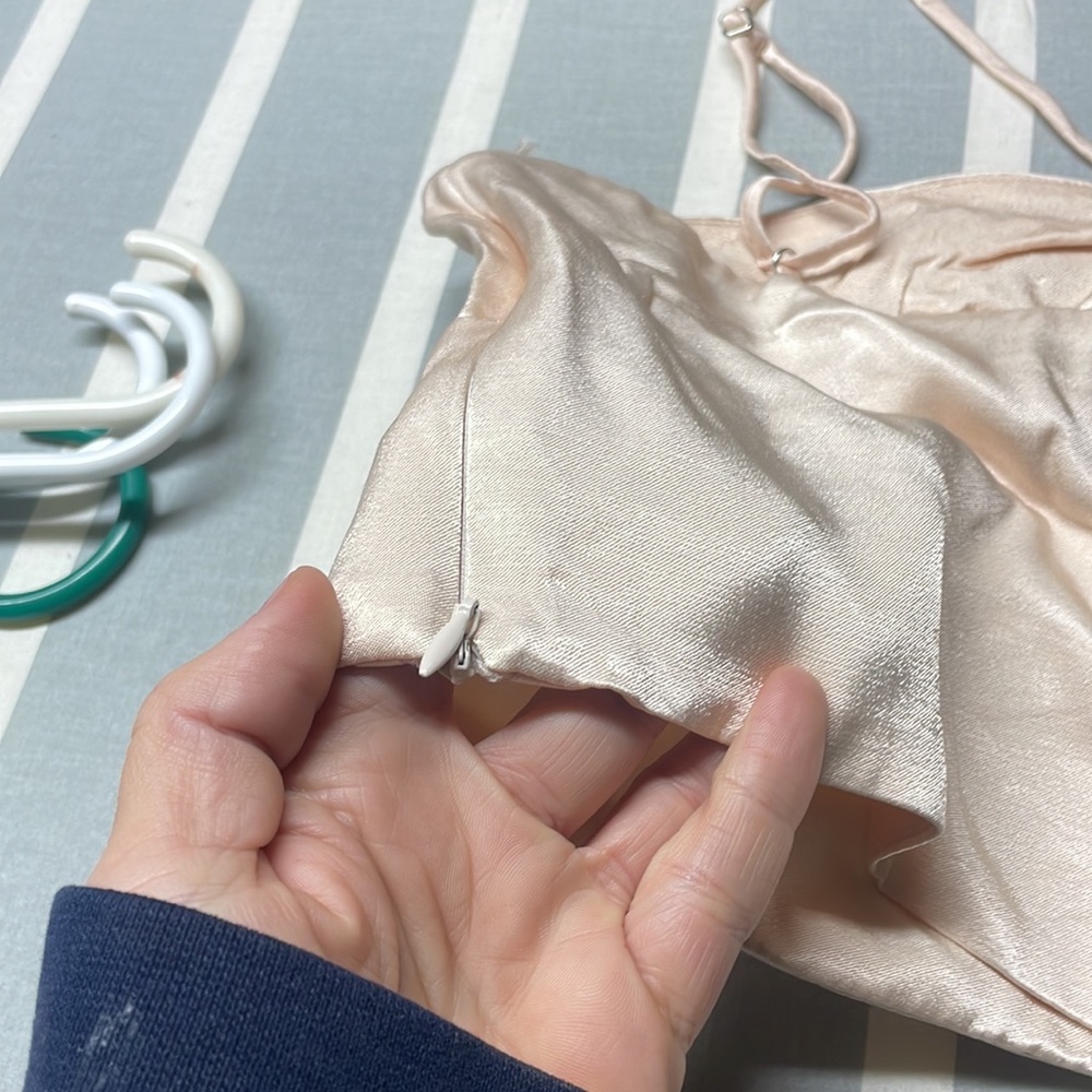 Zara pale pink satin crop top - Picture 4 of 6